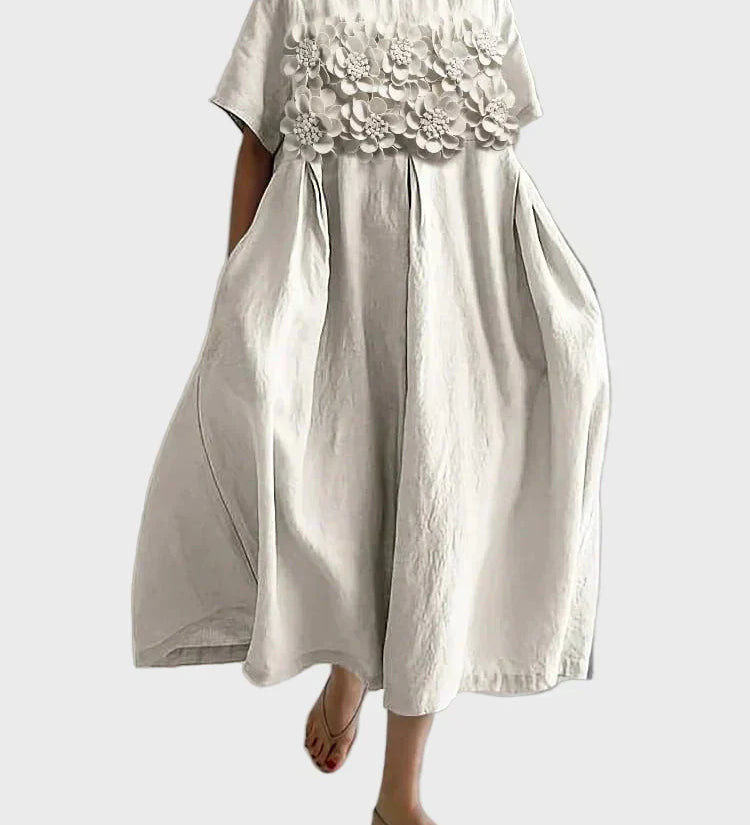 Ana – Elegancija od svile s lepršavim siluetama