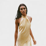Nika – Elegantna haljina od satena s halter izrezom