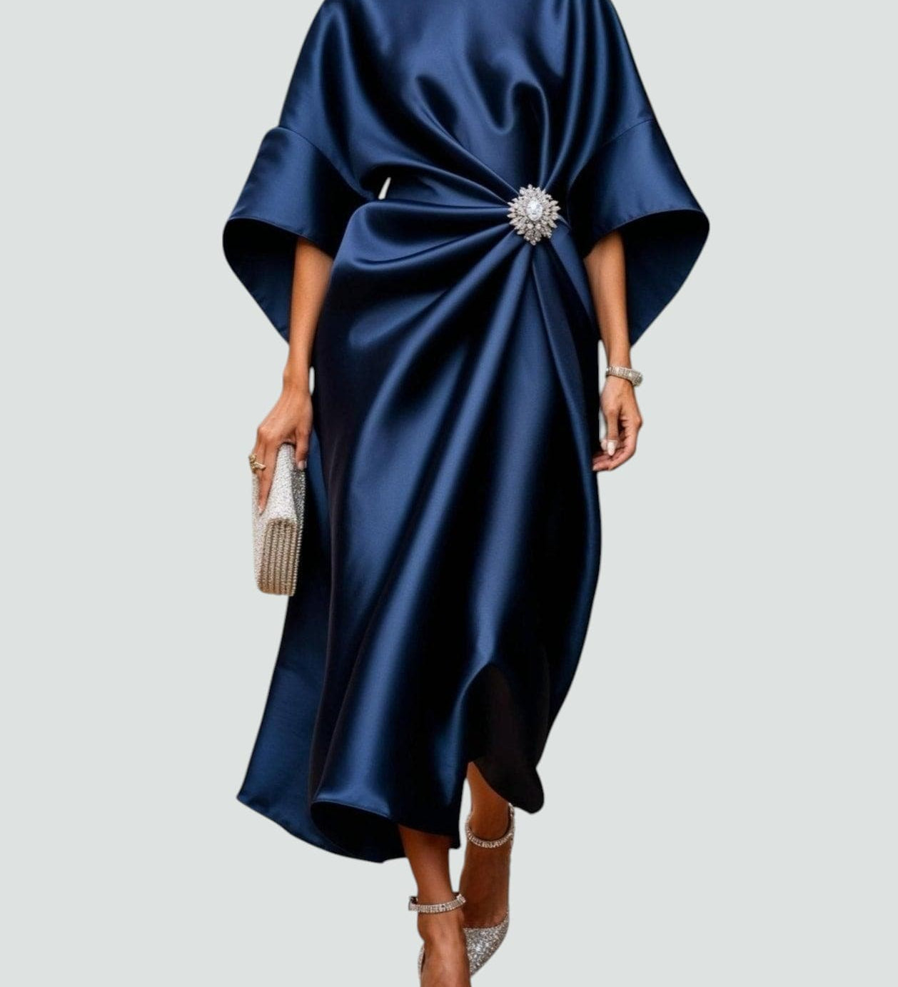 Petra – Elegantna Duga Haljina od Svile