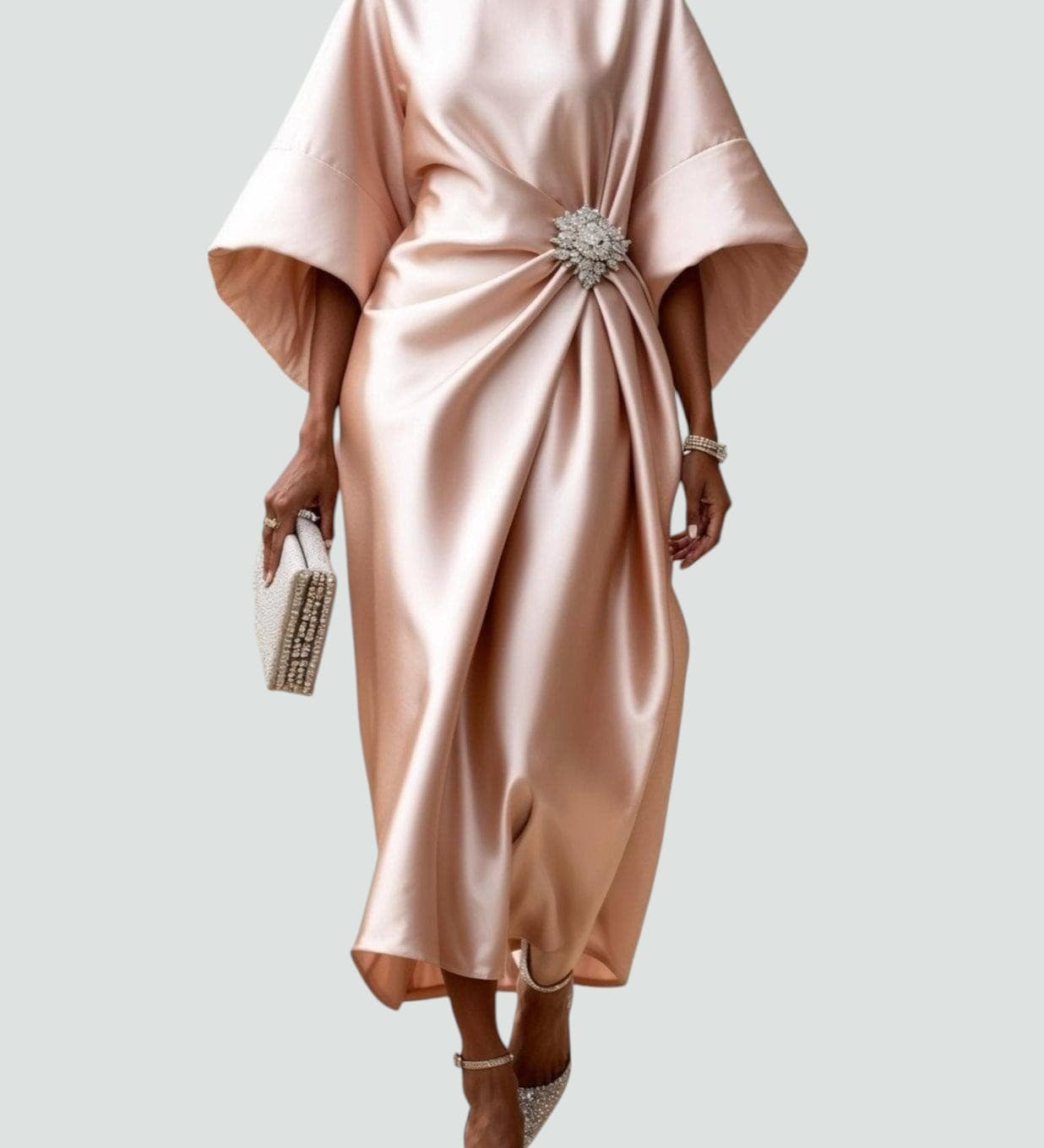 Maja – Elegantna Duga Haljina od Svile