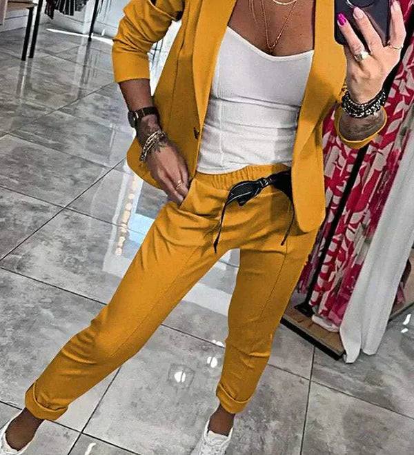 Bojana – Elegantan komplet od svile s lepršavim siluetom