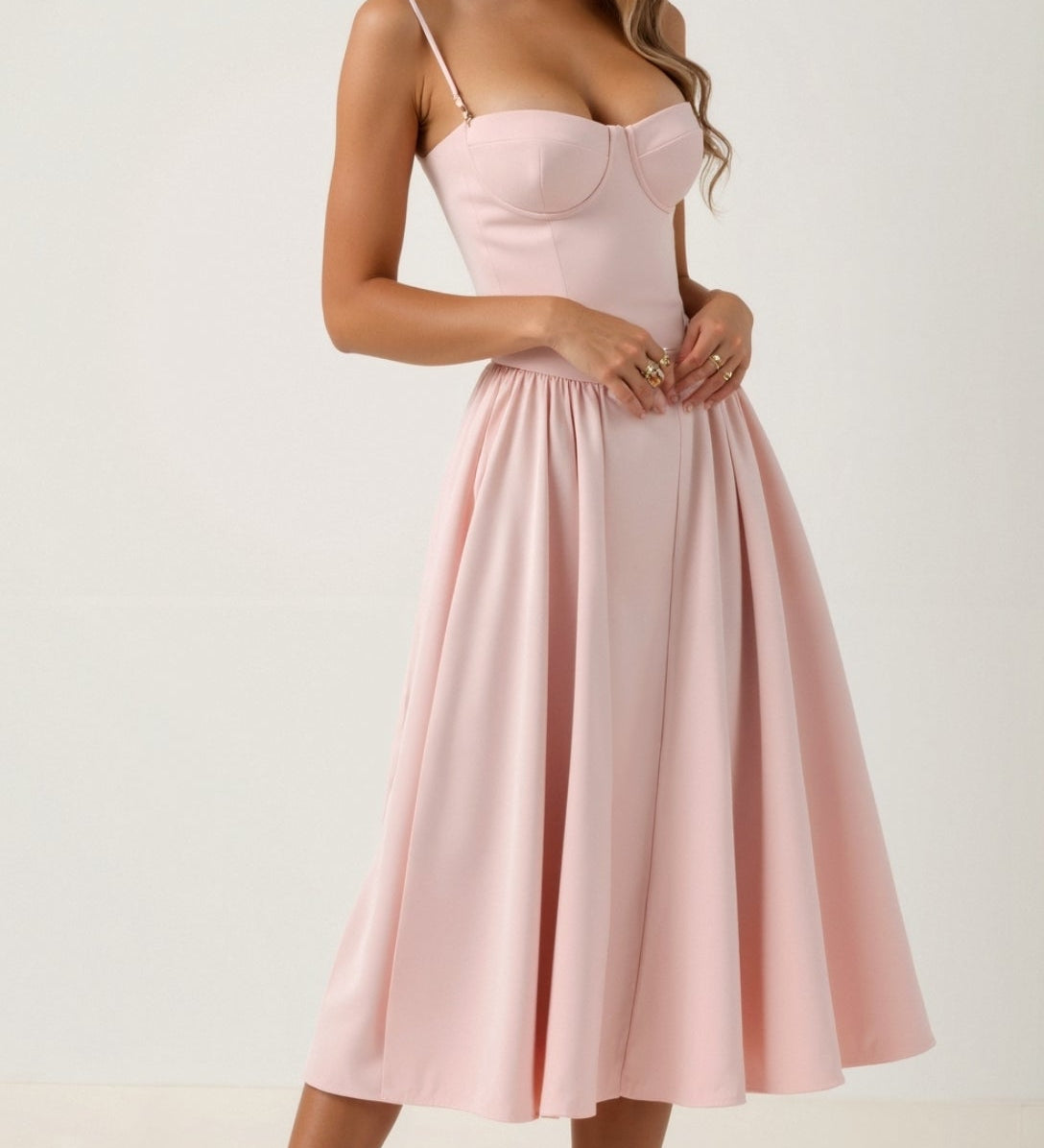 Katarina – Elegantan midi haljina sa strukturiranim korzetom