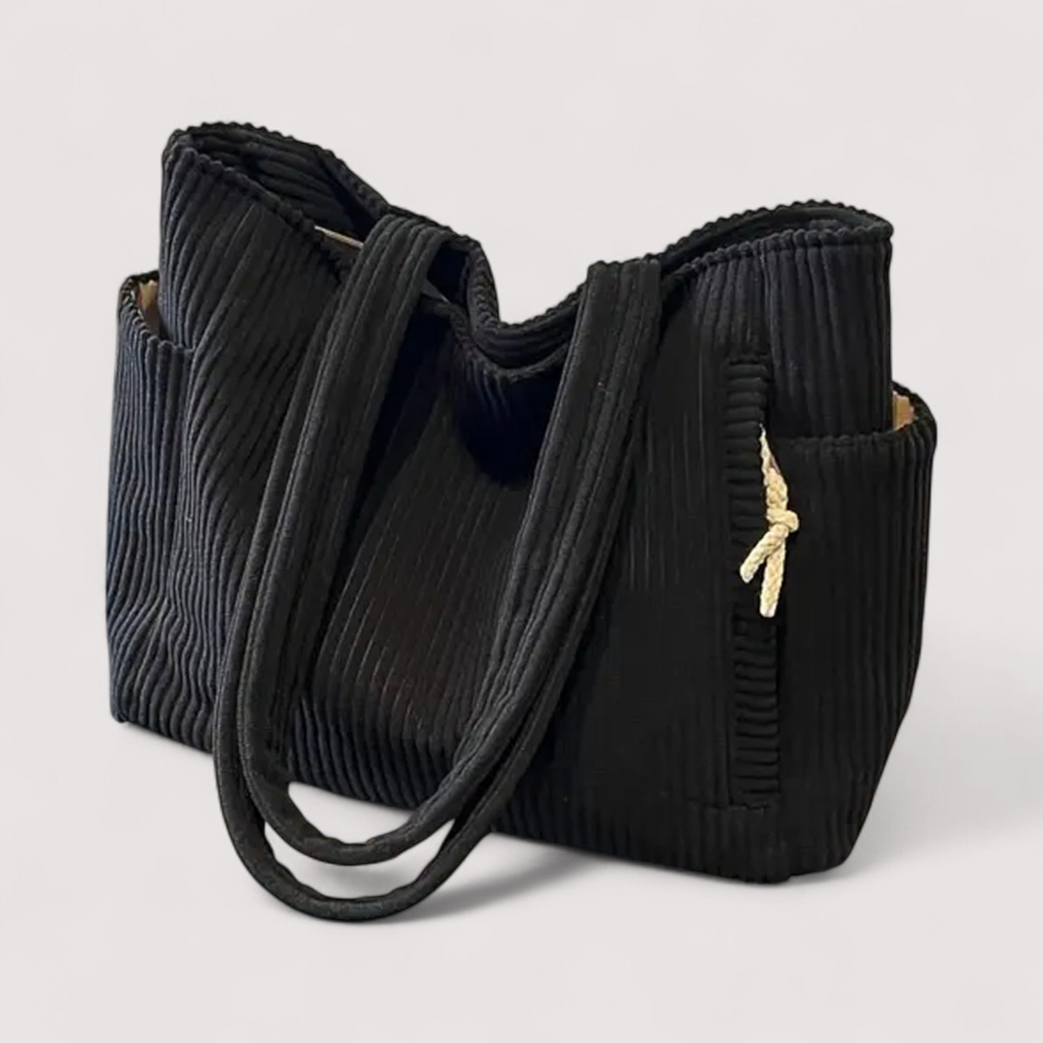 Hana – Elegantna baršunasta torba za rame