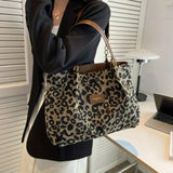 Hana – Elegantna mala torbica s uzorkom leoparda
