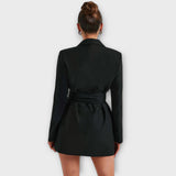 Lara – Elegantna blazer haljina s V izrezom