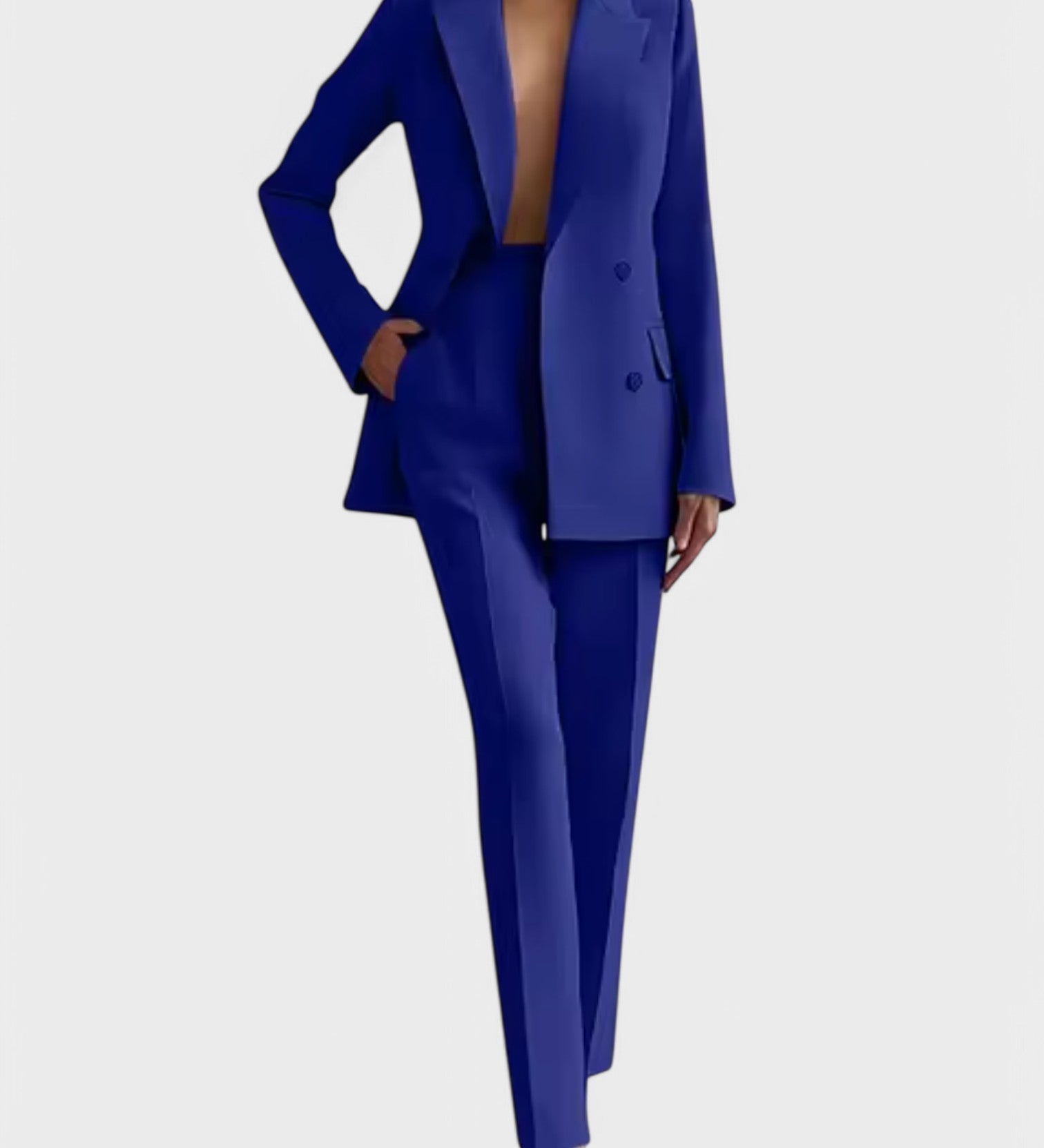 Bojana – Elegantni set od lanenog blazera i hlača