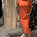 Nika – Elegantna midi haljina s kapuljačom od pamuka