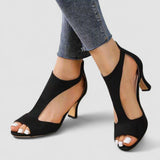 Simona – Elegancija u udobnim sandalama s potpeticom