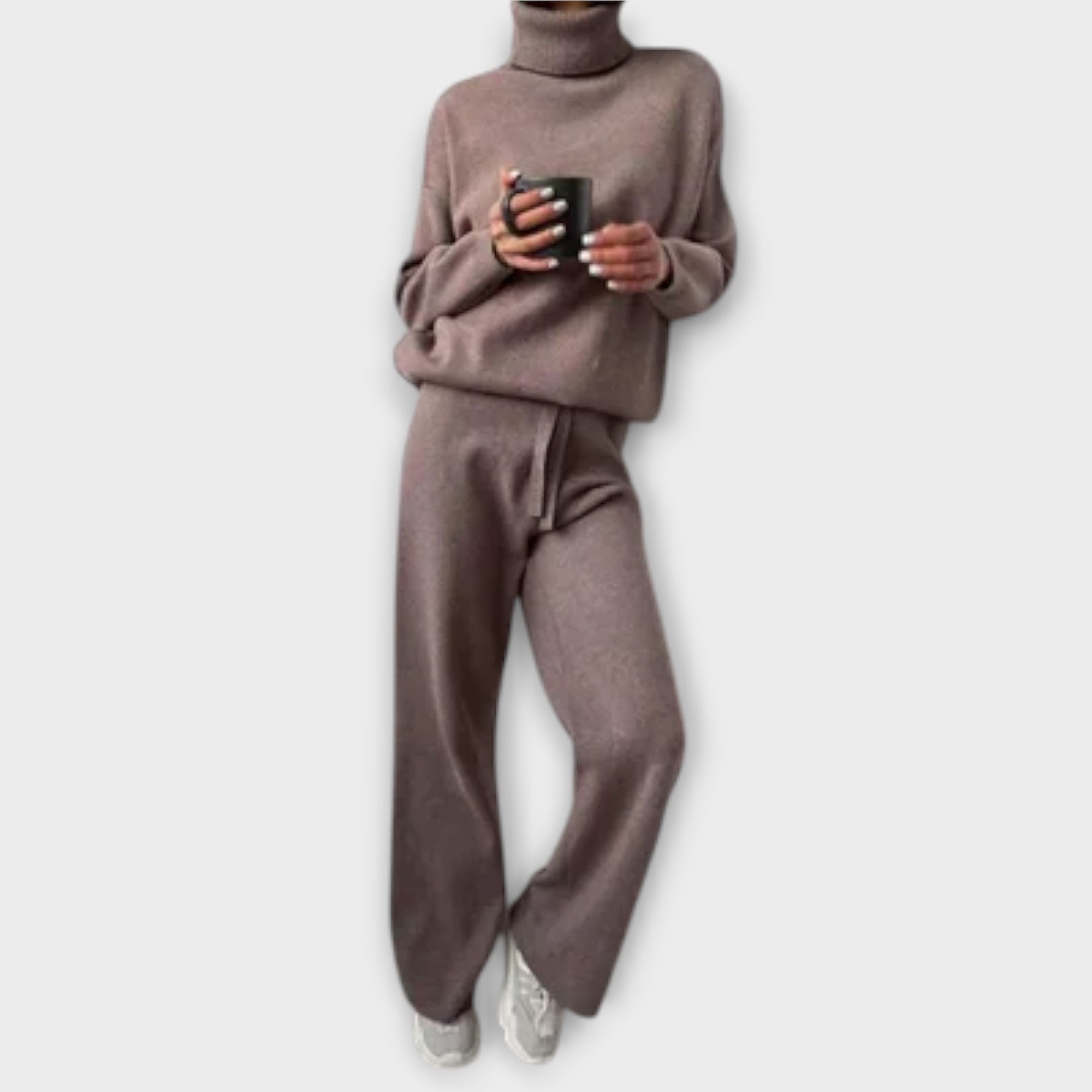 Lucija – Elegantni set od svile za grijanje