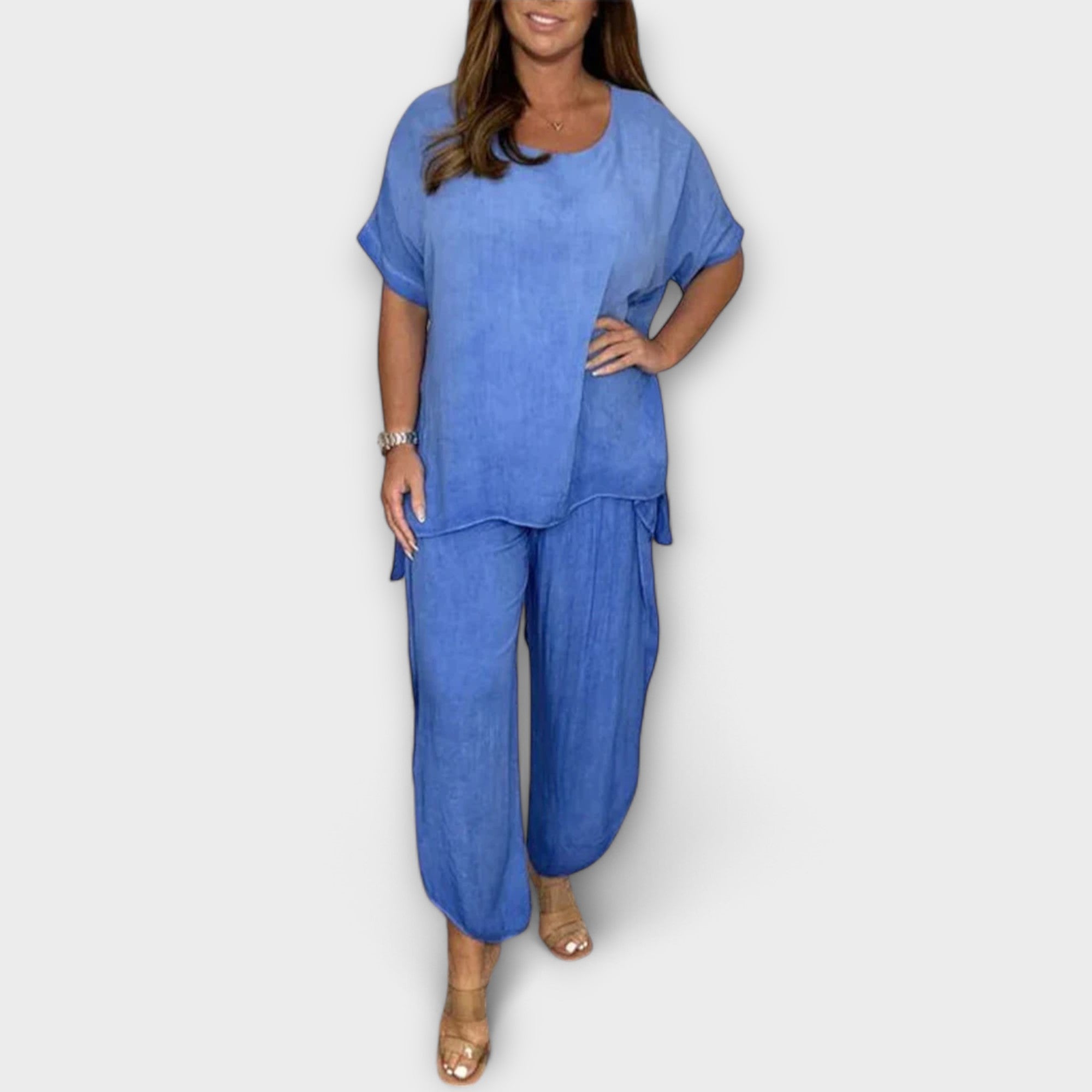 Lucija – Elegantni set od svile i čipke