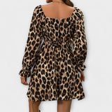 Lara – Elegantna haljina s leopard uzorkom od svile
