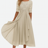 Nika – Elegantan midi haljina od čipke s 3/4 rukavima