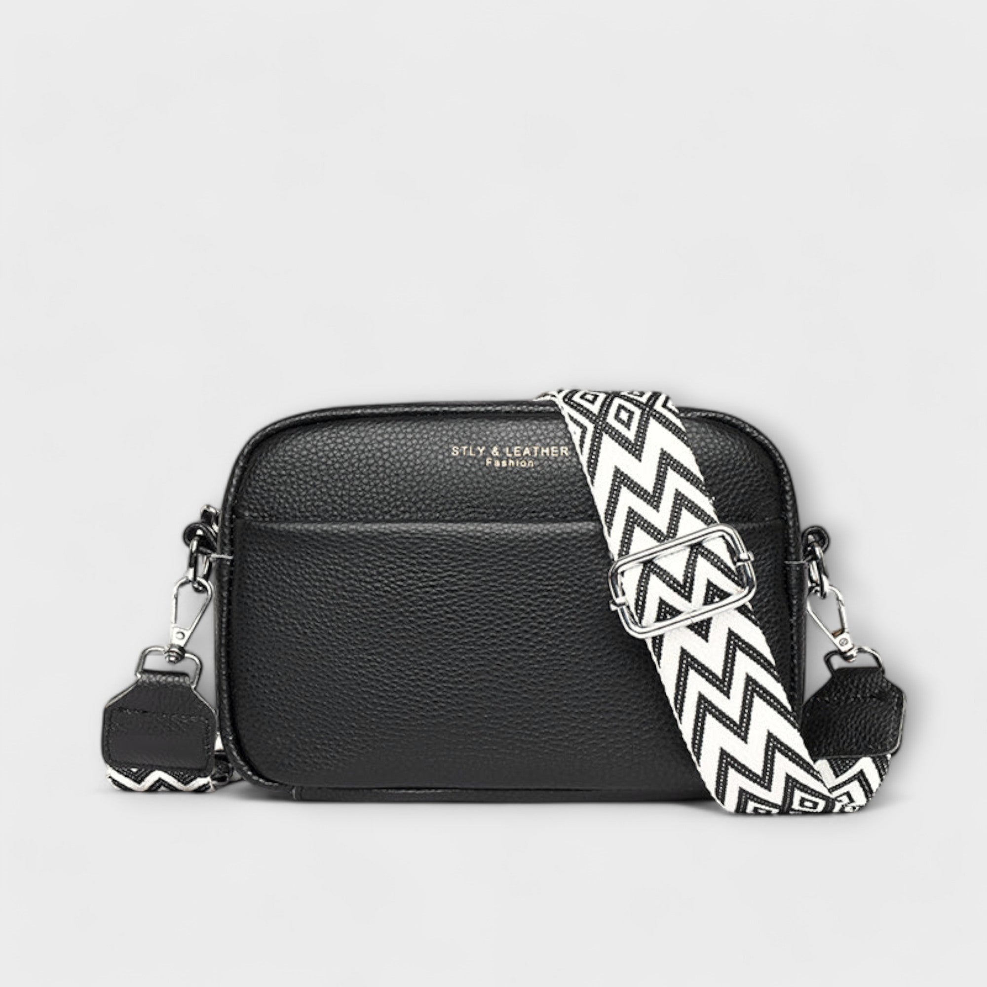 Hana – Elegantna mini torba od svile