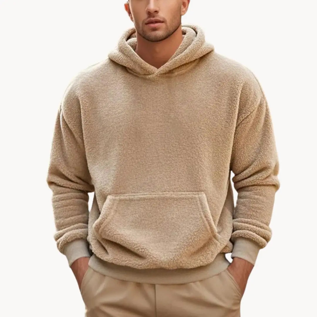 Matej – Elegantan Fleece Hoodie s Kapuljačom