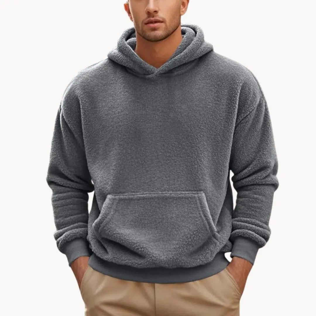 Matej – Elegantan Fleece Hoodie s Kapuljačom