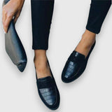 Teja – Elegantan mokasini od svile s minimalističkim dizajnom