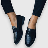 Alenka – Elegantan laneni loafer s minimalističkim dizajnom