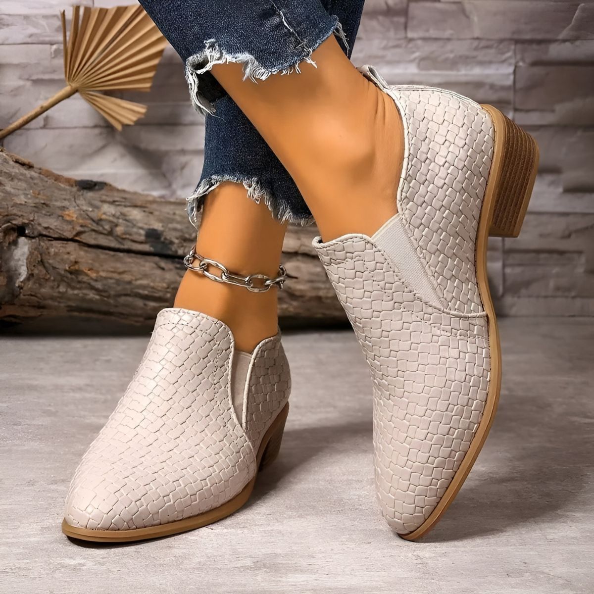 Alenka – Elegancija i udobnost u Oxford cipelama
