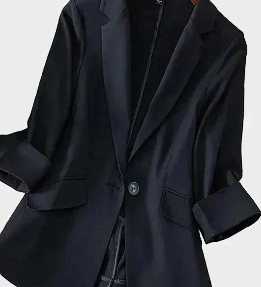Gaja – Elegantni sako od svile s lepršavim krojem