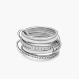 Dora – Elegantan prsten od srebra s romantičnim detaljima