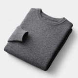 Matej – Elegantan pleteni pulover s okruglim izrezom