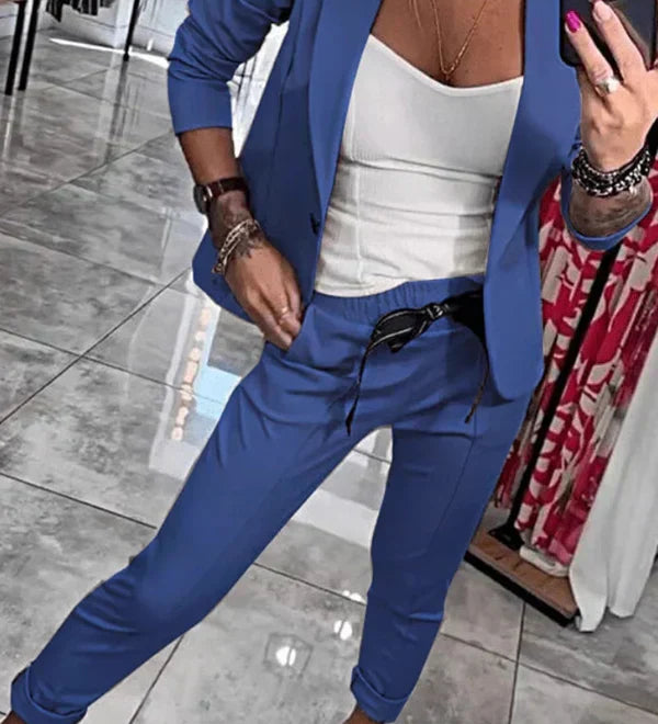 Bojana – Elegantan komplet od svile s lepršavim siluetom