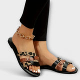 Kaja – Elegantne sandale s leopard uzorkom i preklopnim trakama