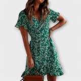 Lara – Elegantna mini haljina od čipke