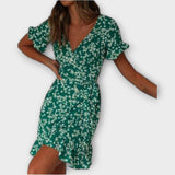 Lara – Elegantna mini haljina od čipke
