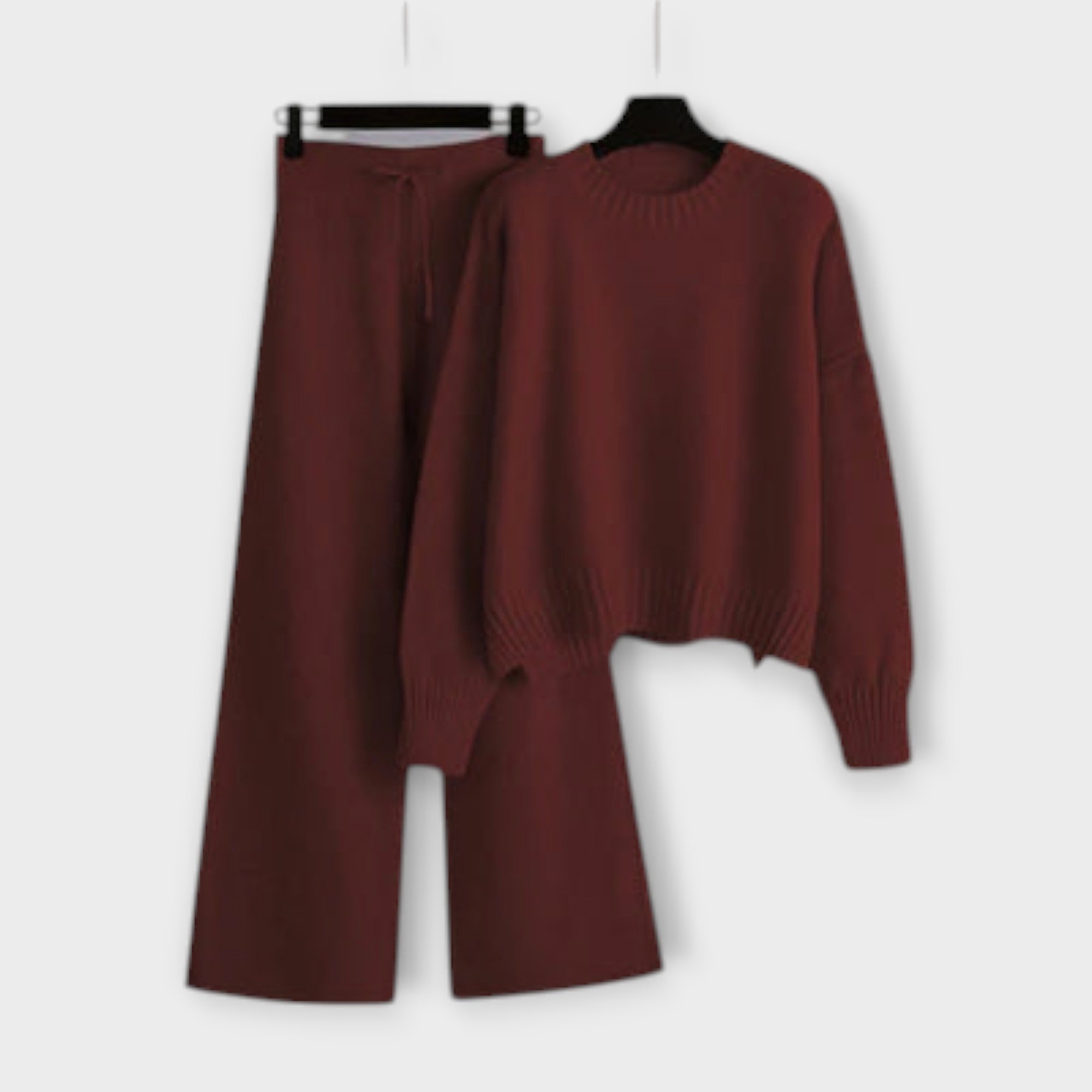 Lucija – Elegantan komplet s vezom od laganog pamuka