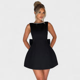 Lara – Elegantan mini haljina s biserima od svile