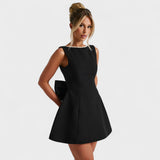 Lara – Elegantan mini haljina s biserima od svile