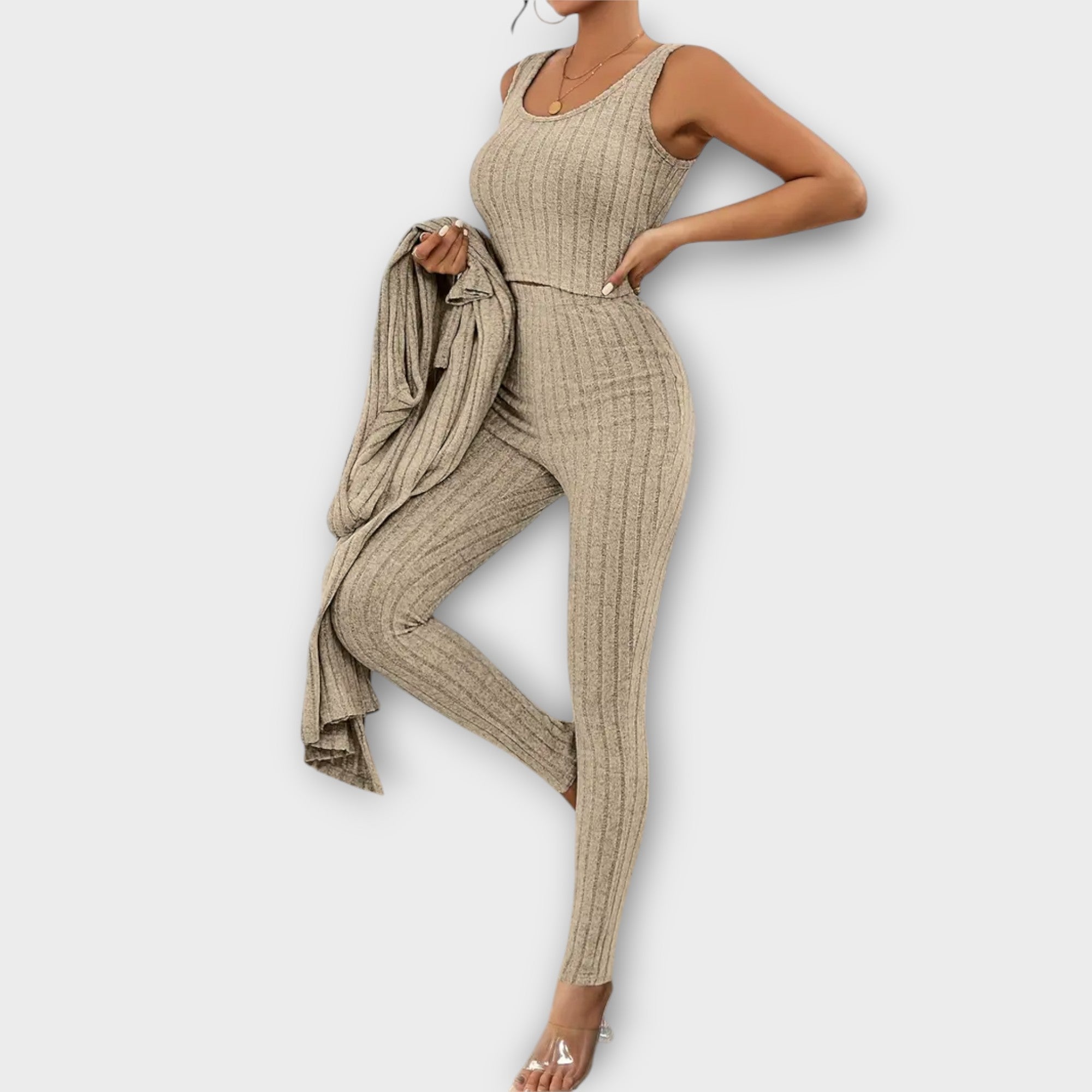 Lucija – Elegantan set od tri komada od svile