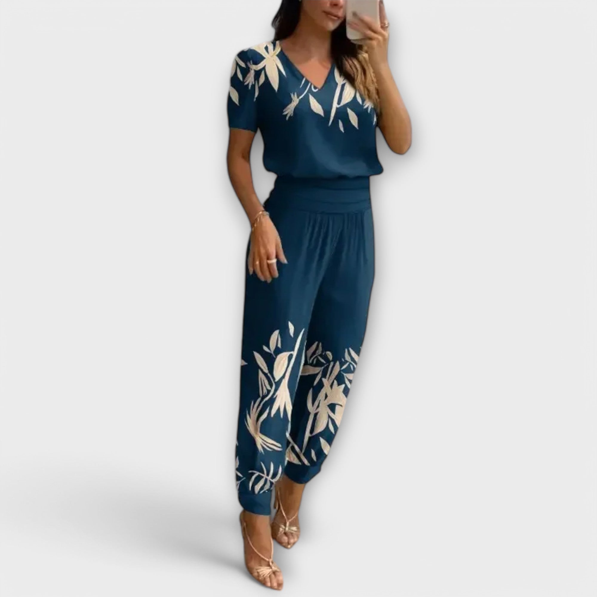 Bojana – Elegantni komplet od svile s lepršavim hlačama