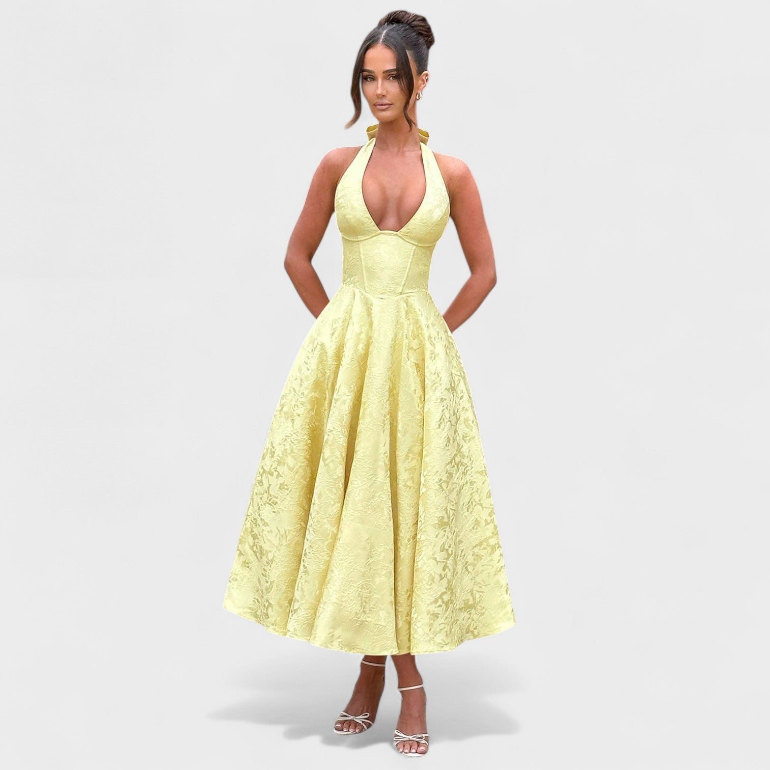 Katarina – Elegantan midi haljina s teksturom od svile