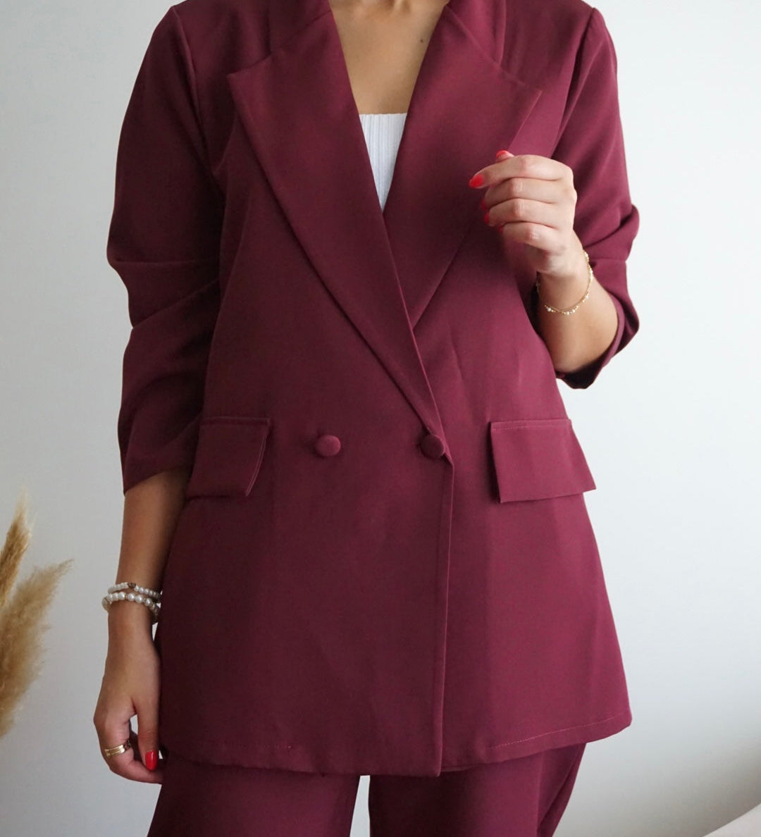 Bojana – Elegantni midi set od svile u burgundcu