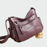 Hana – Elegantan satenski clutch s bezvremenskim šarmom