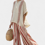 Darja – Elegantan Set s Crvenim Prugama od Svile
