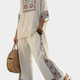 Darja – Elegantan set od čipke s romantičnim detaljima