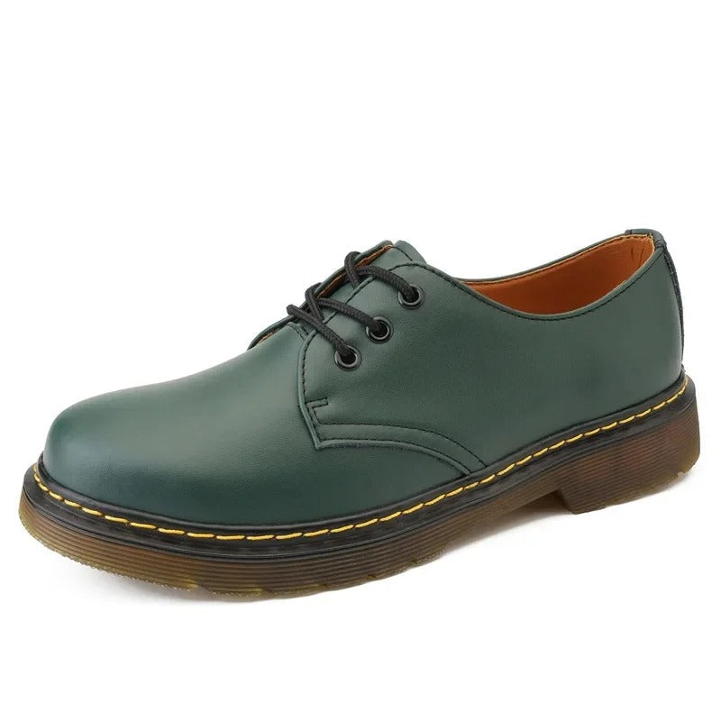 Žan – Elegancija u niskom kroju od svile