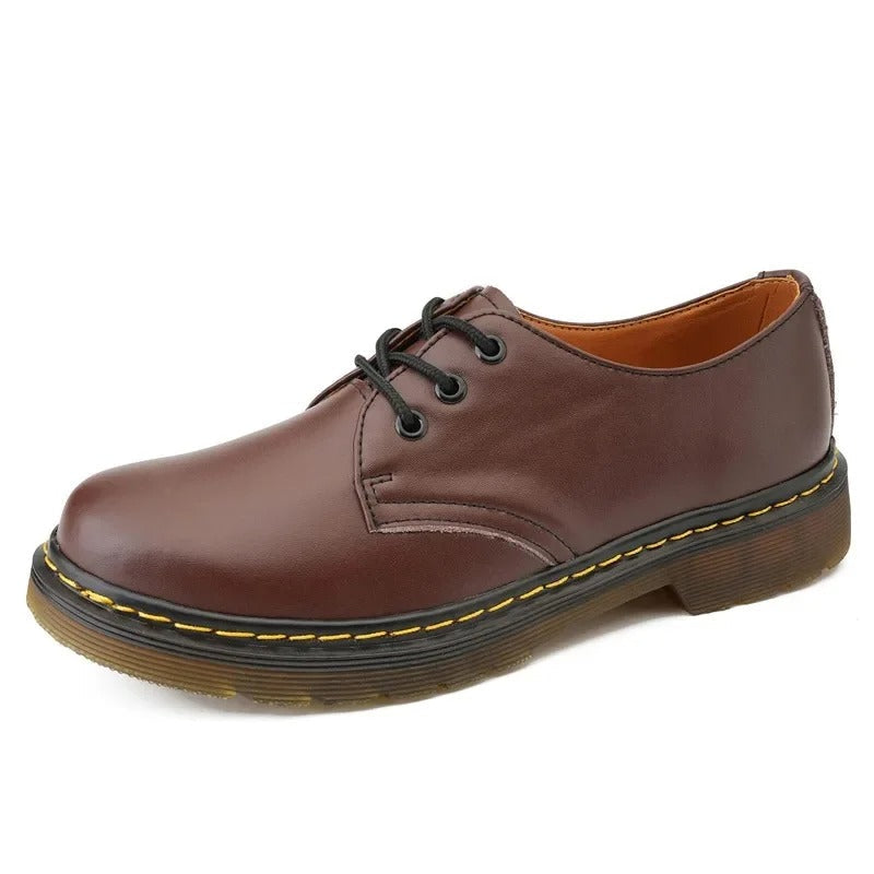 Žan – Elegancija u niskom kroju od svile