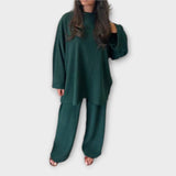 Lucija – Elegantan set s rebrastom od svile