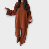 Lucija – Elegantan set s rebrastom od svile