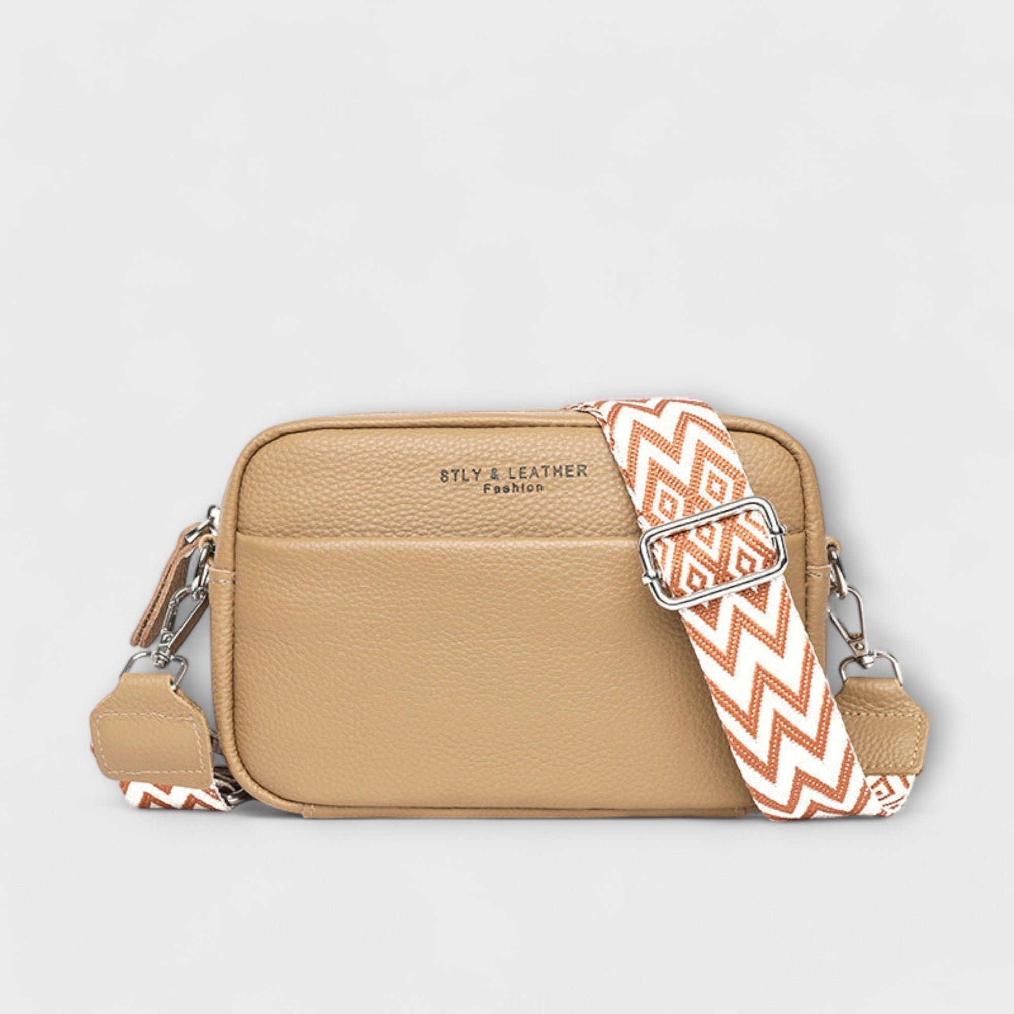 Hana – Elegantna mini torba od svile