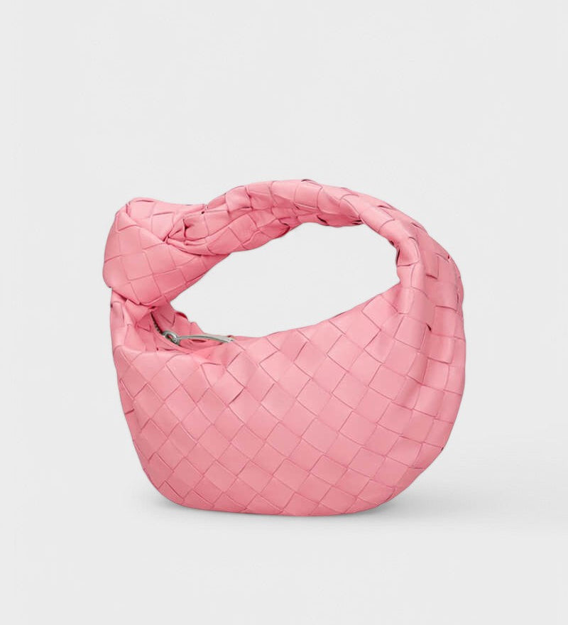 Hana – Elegantna svila torbica s romantičnim detaljima